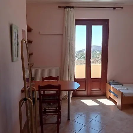 για μεγάλες παρέες και οικογένειες Villa