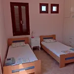 Villa βίλα για μεγάλες παρέες και οικογένειες Parakopí